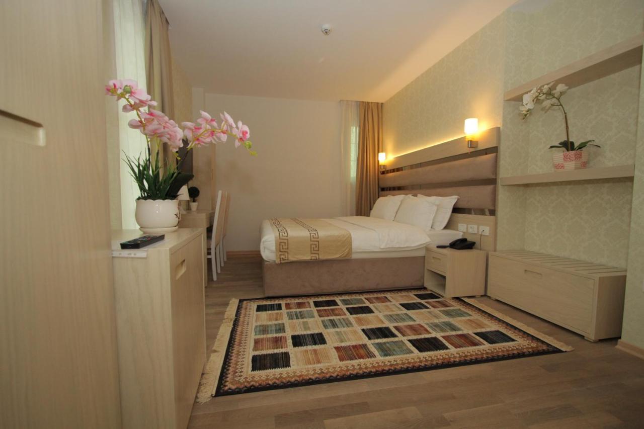Capital Tirana Hotel Bruci Luaran gambar