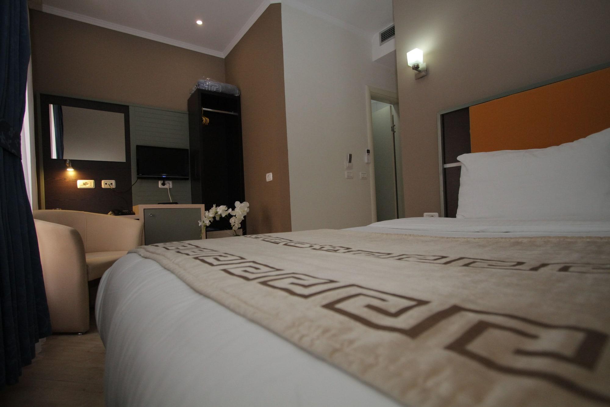 Capital Tirana Hotel Bruci Luaran gambar