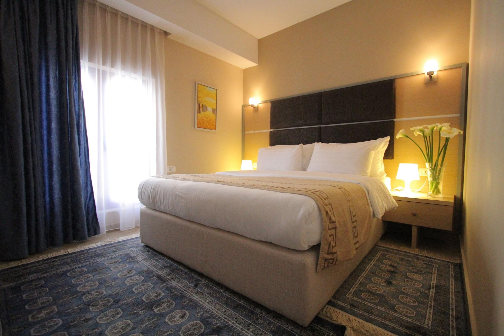 Capital Tirana Hotel Bruci Luaran gambar