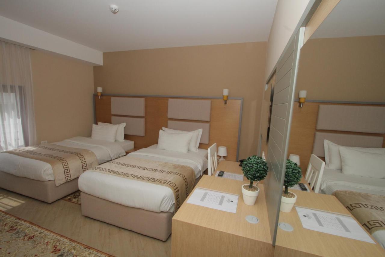 Capital Tirana Hotel Bruci Luaran gambar